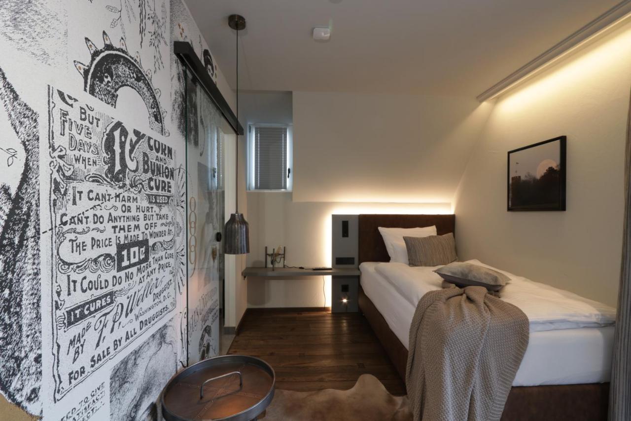 Reinhardts Hotel Бухен Екстериор снимка
