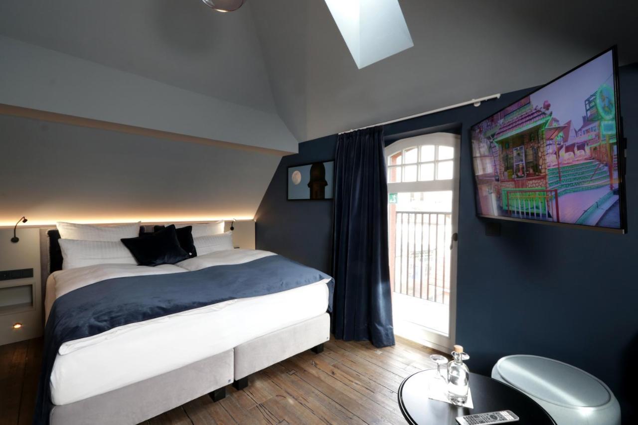 Reinhardts Hotel Бухен Екстериор снимка