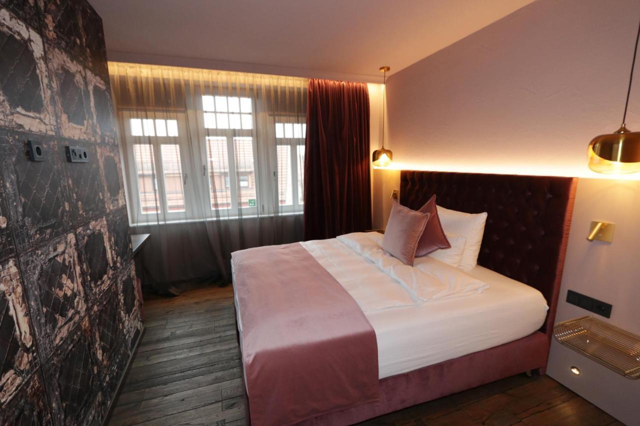 Reinhardts Hotel Бухен Екстериор снимка
